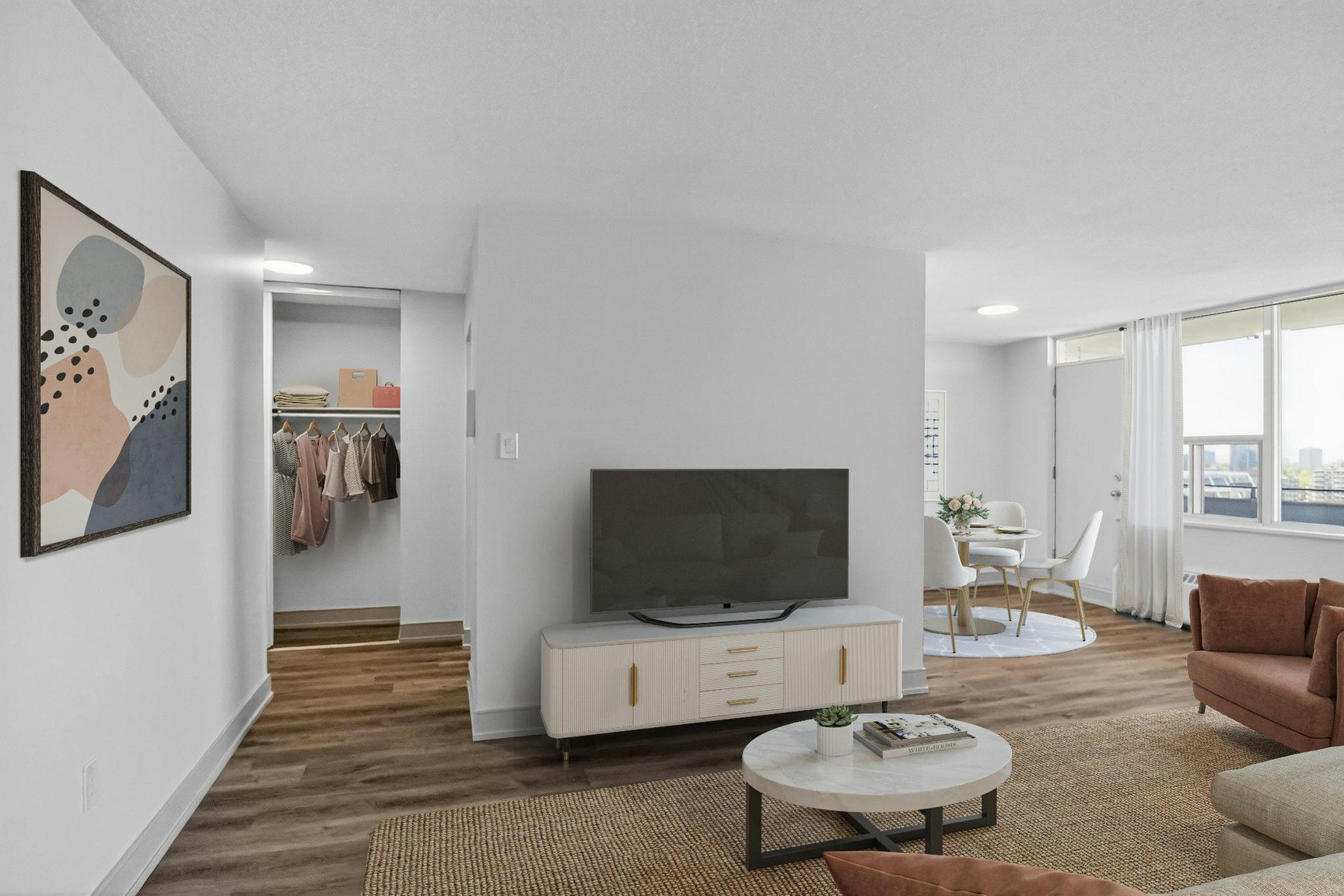 0909-77 Davisville, Toronto, ON, M4S 1G4 - 6