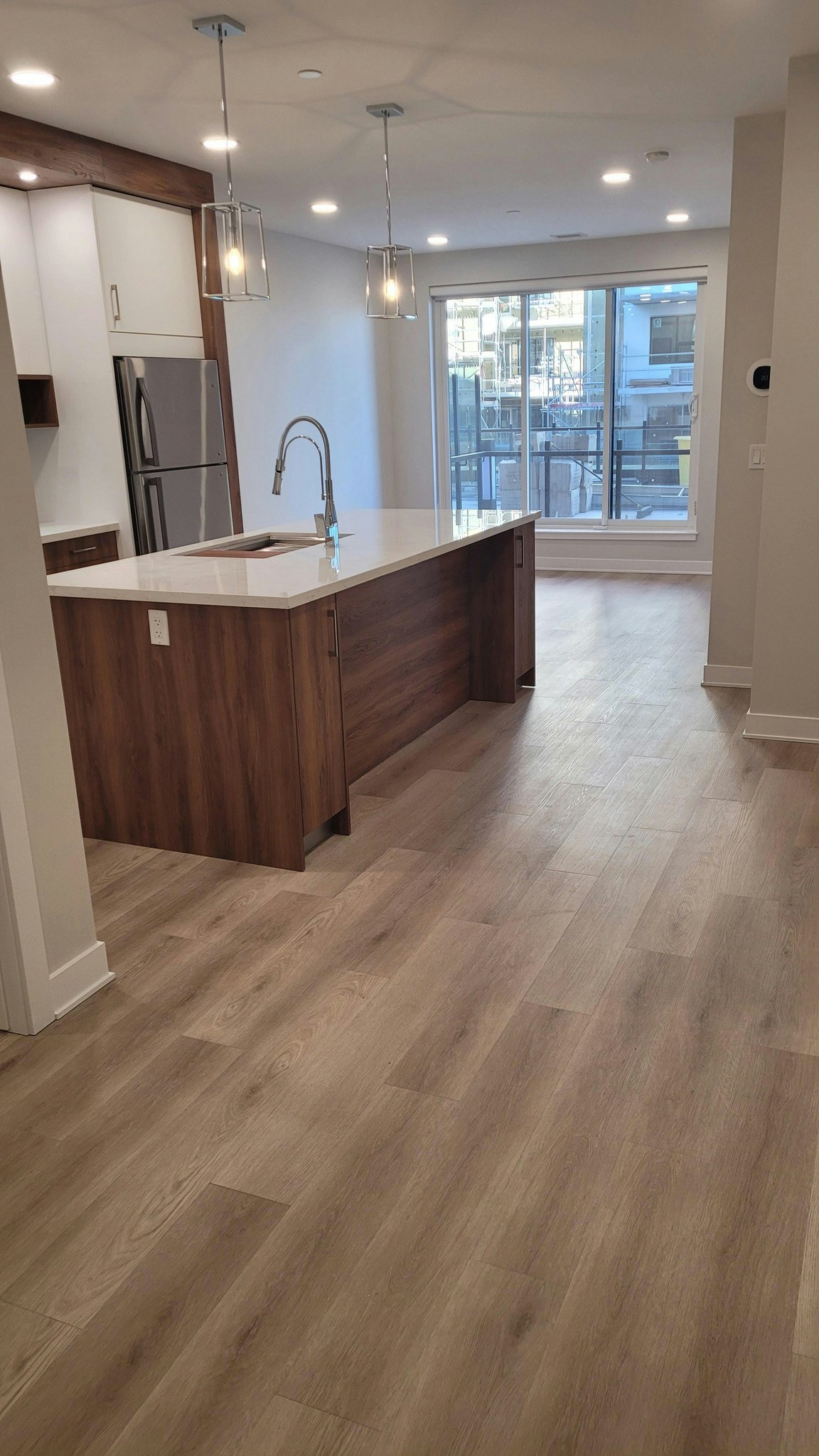 4030 University Avenue Northwest, Calgary, AB, T3B 6P5 - 3