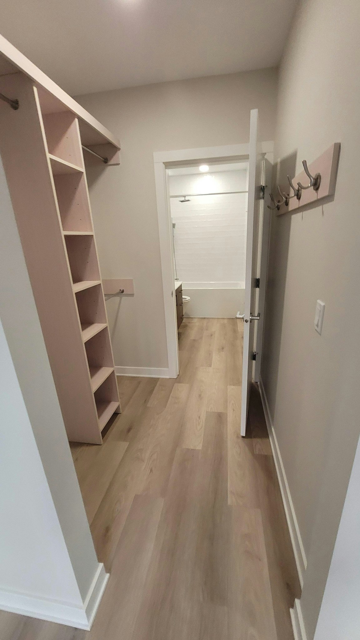 4030 University Avenue Northwest, Calgary, AB, T3B 6P5 - 10