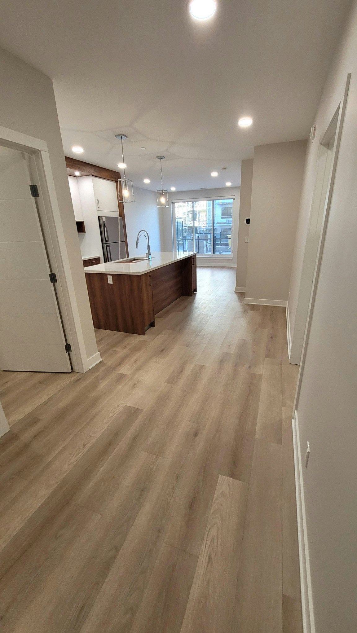 4030 University Avenue Northwest, Calgary, AB, T3B 6P5 - 4
