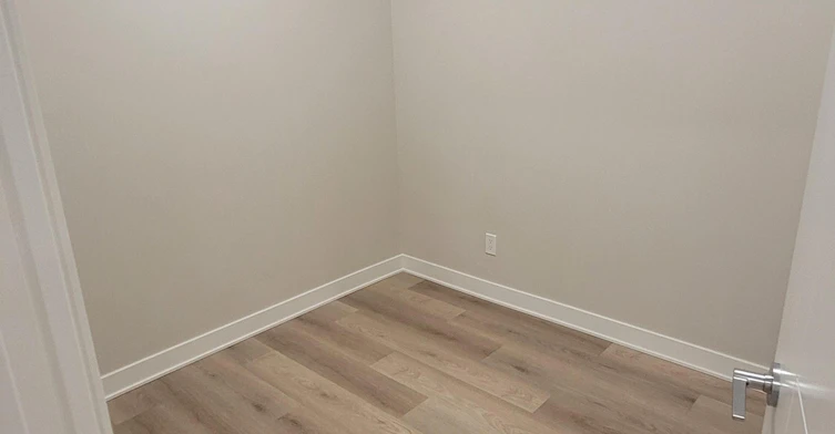 4030 University Avenue Northwest, Calgary, AB, T3B 6P5 - 5