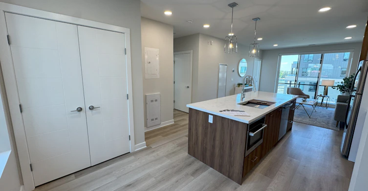 4030 University Avenue Northwest, Calgary, AB, T3B 6P5
