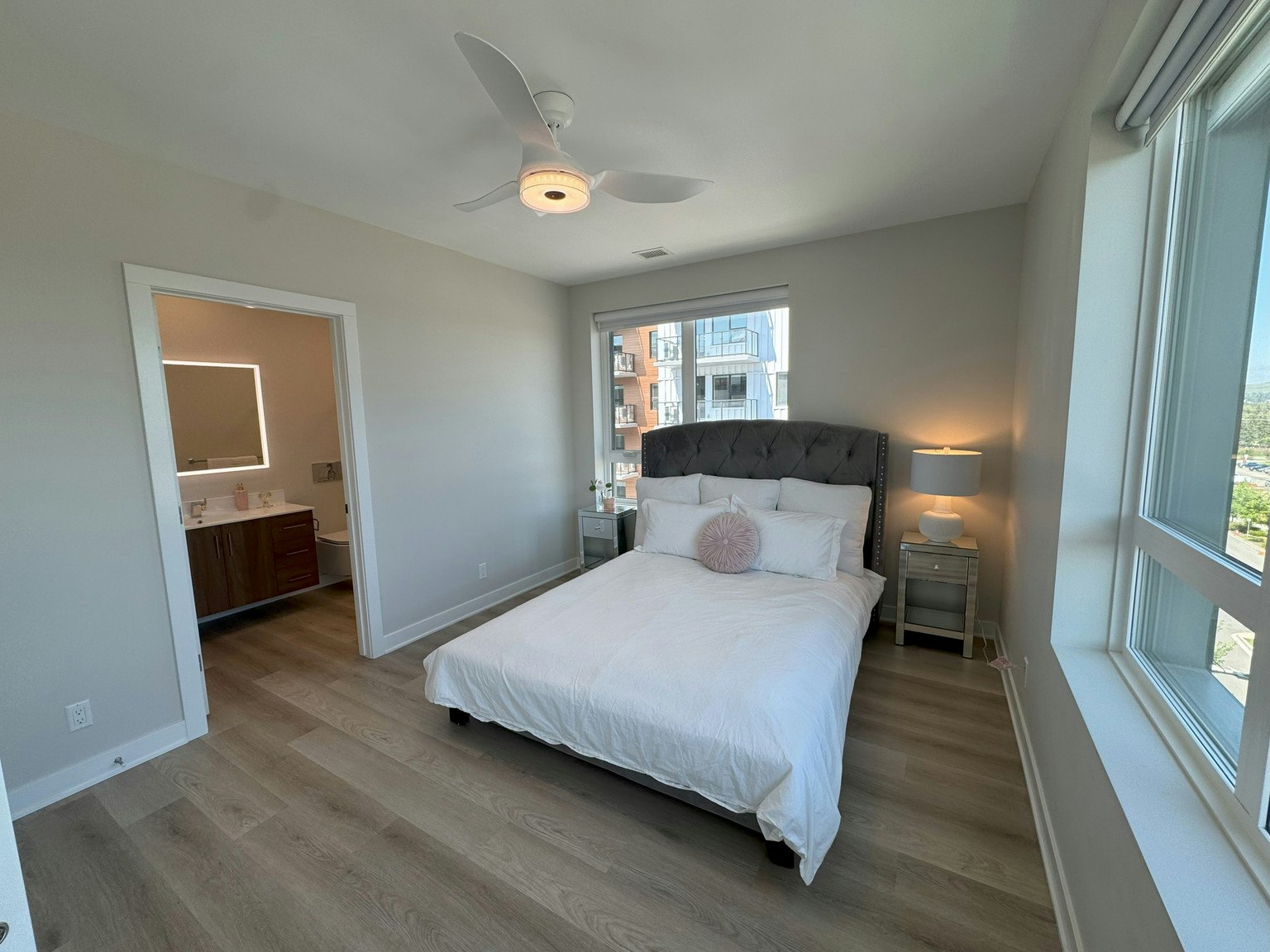 4030 University Avenue Northwest, Calgary, AB, T3B 6P5 - 7