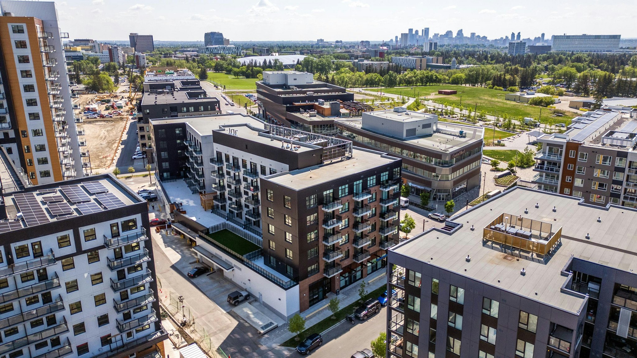 4030 University Avenue Northwest, Calgary, AB, T3B 6P5 - 37