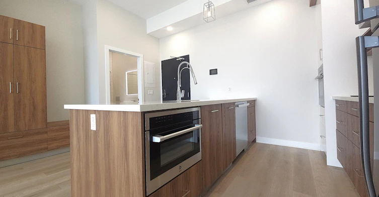 4030 University Avenue Northwest, Calgary, AB, T3B 6P5 - 6