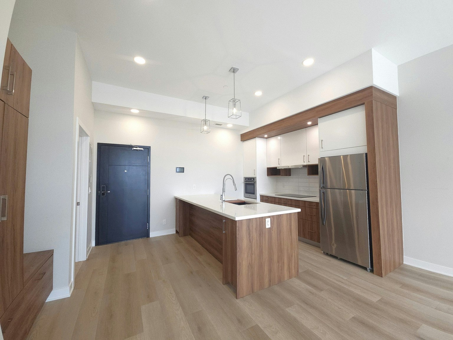 4030 University Avenue Northwest, Calgary, AB, T3B 6P5 - 2