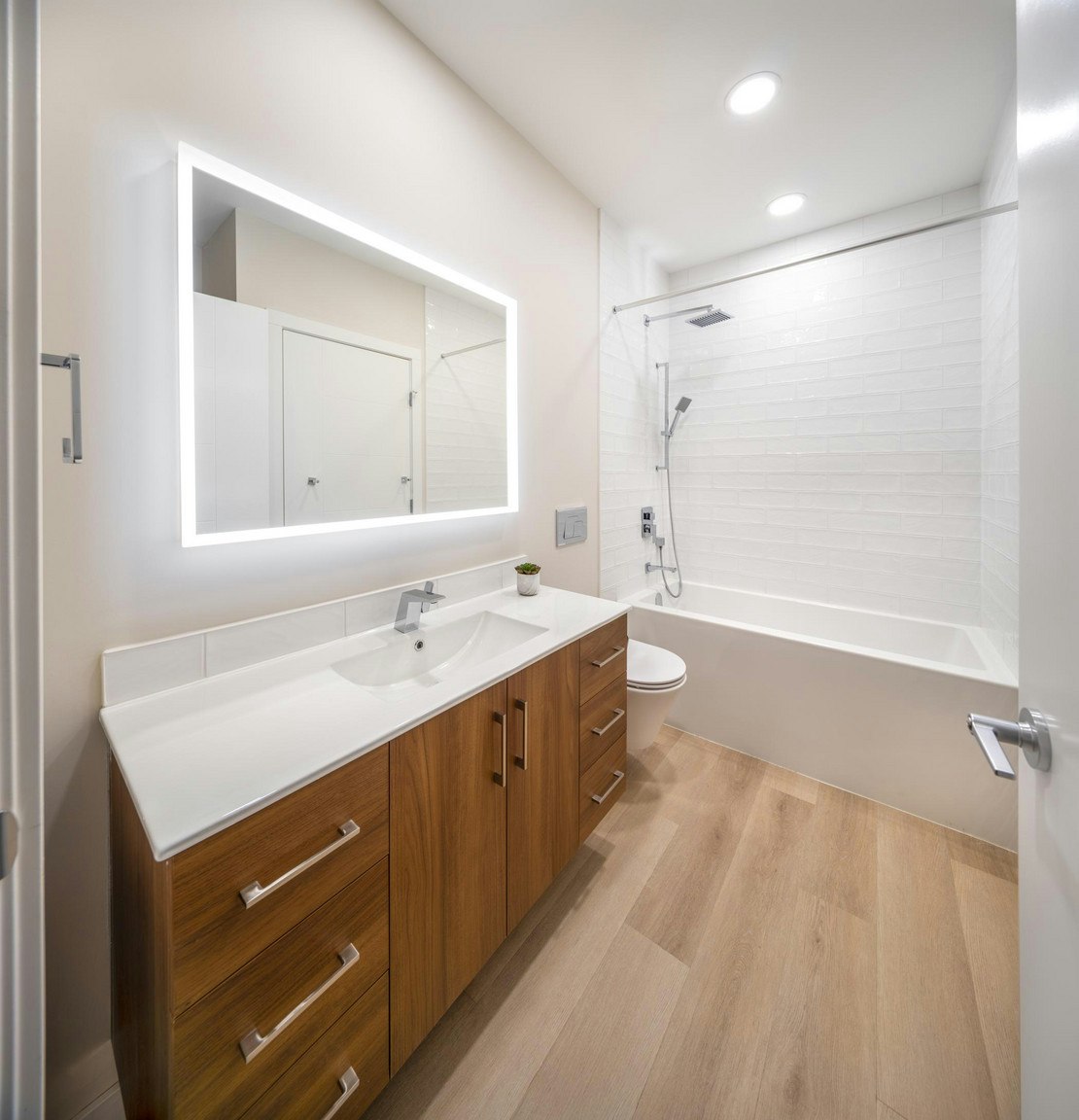 4030 University Avenue Northwest, Calgary, AB, T3B 6P5 - 7