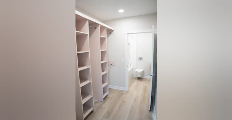 4030 University Avenue Northwest, Calgary, AB, T3B 6P5 - 16