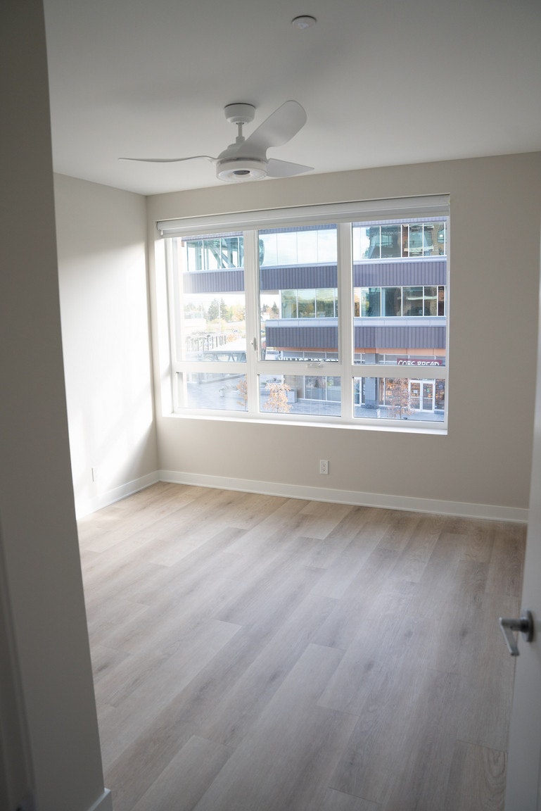 4030 University Avenue Northwest, Calgary, AB, T3B 6P5 - 9