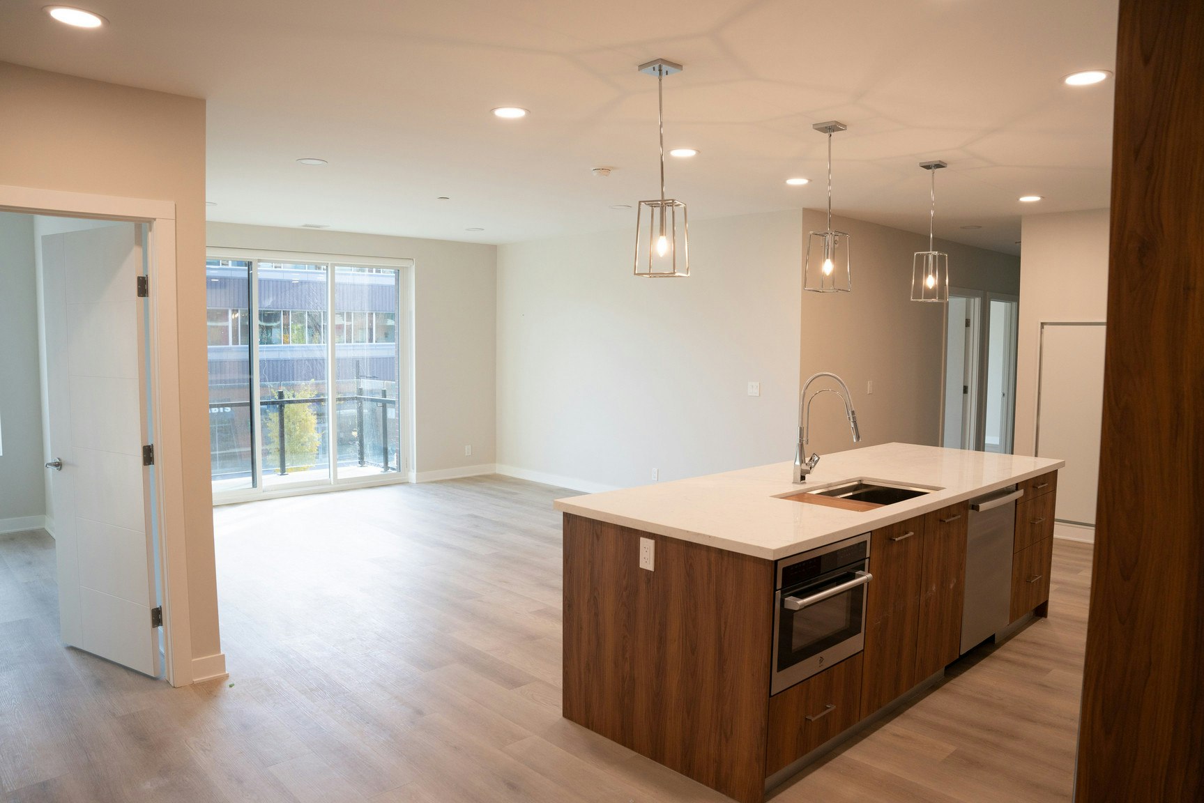 4030 University Avenue Northwest, Calgary, AB, T3B 6P5 - 3