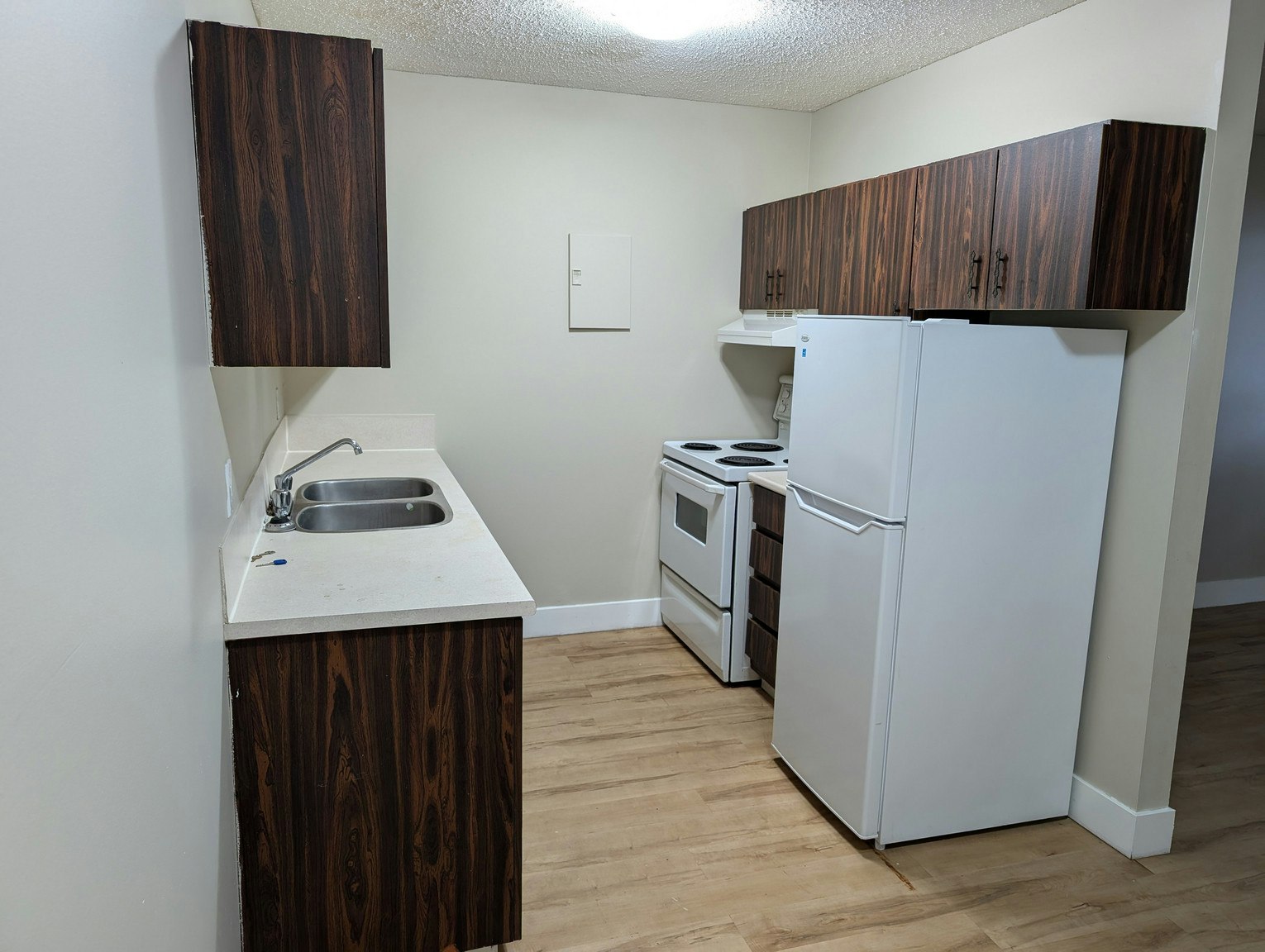 261 Arrowstone Drive, Kamloops, BC, V2C 1P8 - 3