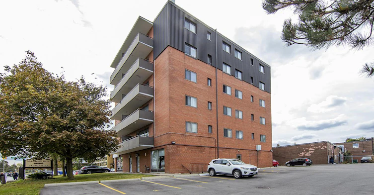 201-110 Mclaughlin Road North, Brampton, ON, L6X 1Z1 - 3