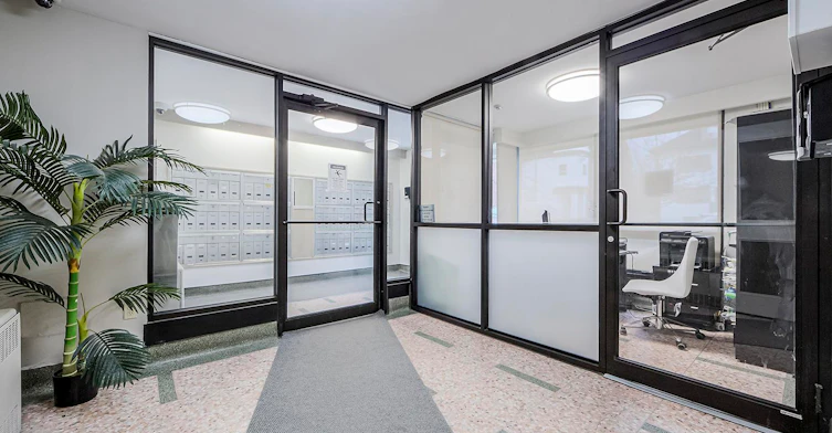 0701-267 St. George Street, Toronto, ON, M5R 2P9 - 3