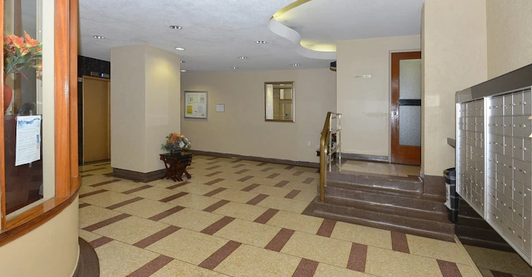0304-2700 Bathurst Street, Toronto, ON, M6B 2Z7 - 3