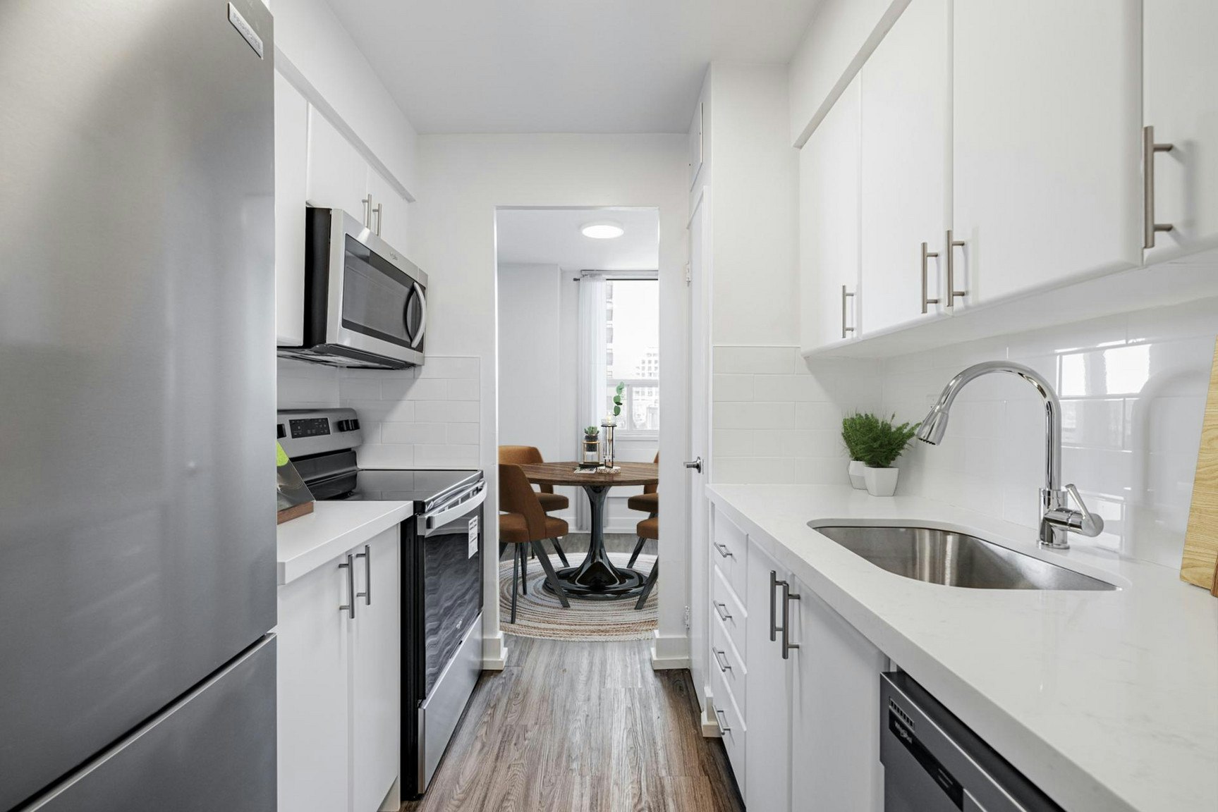 0304-2700 Bathurst Street, Toronto, ON, M6B 2Z7 - 4