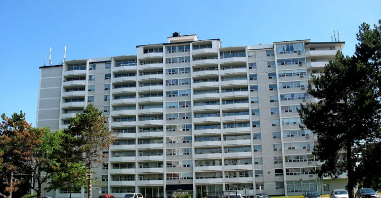 0209-4383 Bathurst Street, Toronto, ON, M3H 3P8 - 2