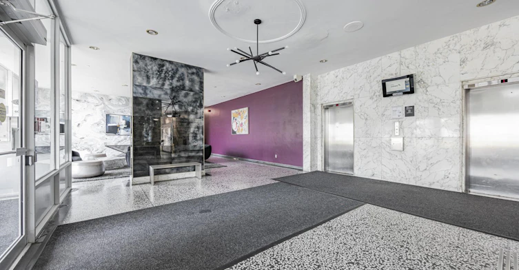 0805-4383 Bathurst Street, Toronto, ON, M3H 3P8 - 4