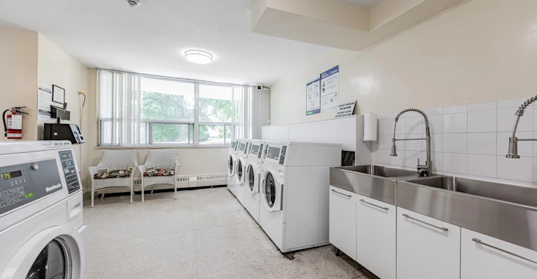 0208-569 Sheppard Avenue West, Toronto, ON, M3H 2R8 - 13