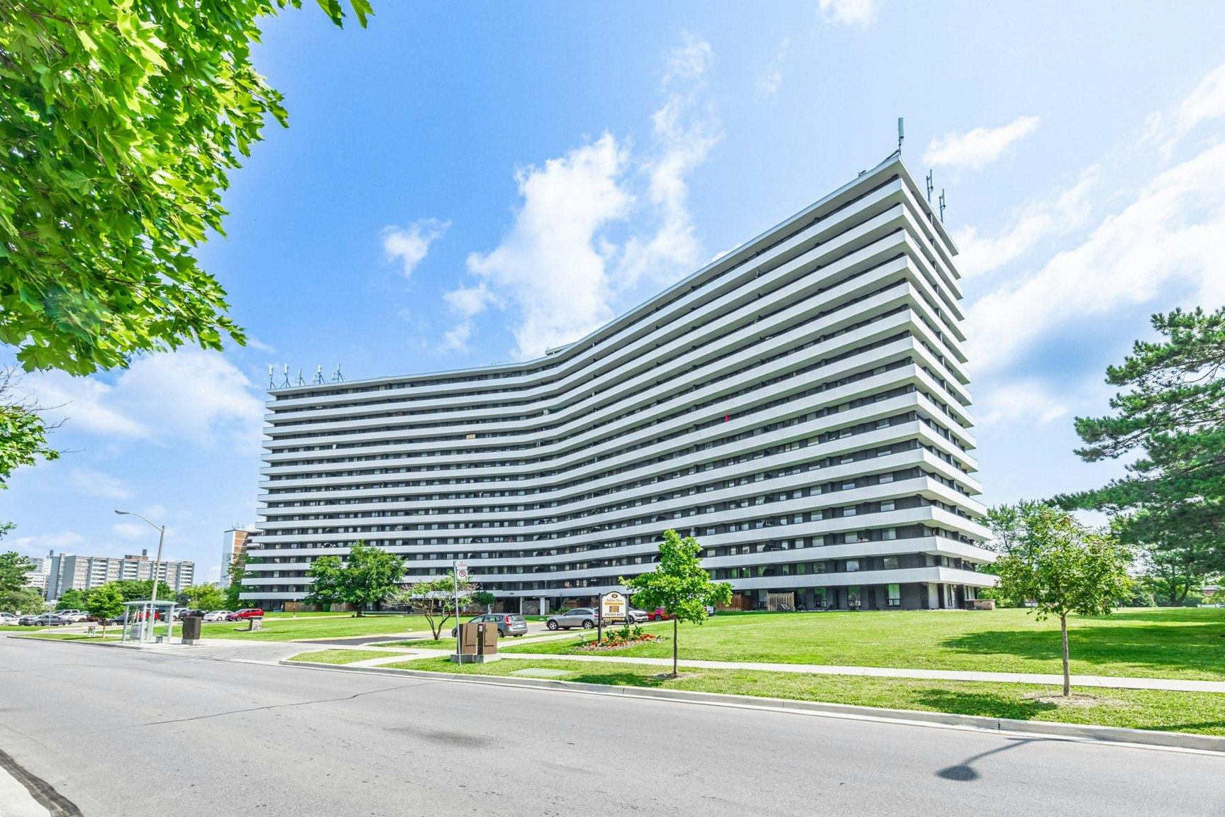 1210-155 Antibes Drive, Toronto, ON, M2R 3G7 - 10