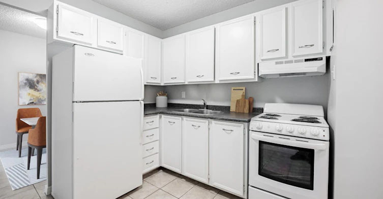 0512-875 Wonderland Road South, London, ON, N6K 3N1 - 4