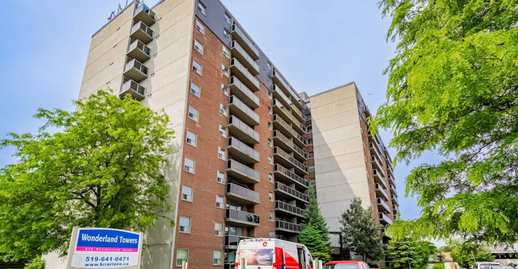 0714-875 Wonderland Road South, London, ON, N6K 3N1 - 12