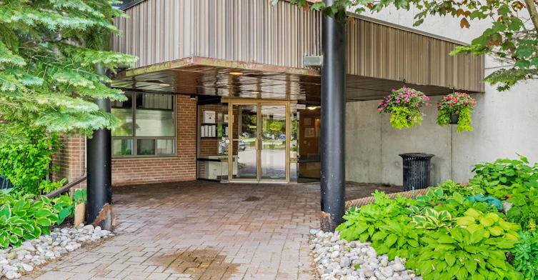 0714-875 Wonderland Road South, London, ON, N6K 3N1 - 14