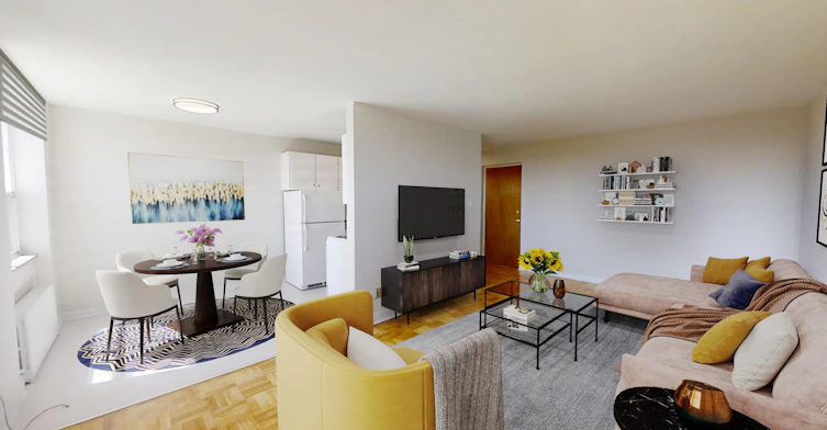 311-2 Swift Drive, Toronto, ON, M4A 2A2 - 4
