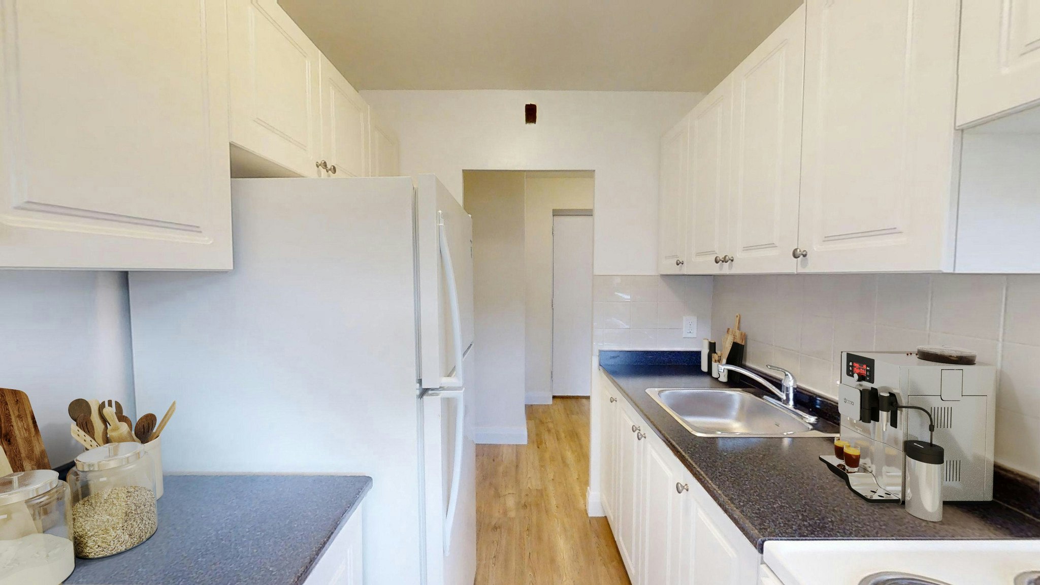 211-11 Eccleston Drive, Toronto, ON, M4A 1K2 - 5