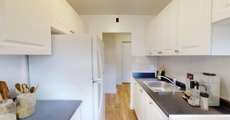 211-11 Eccleston Drive, Toronto, ON, M4A 1K2 - 5
