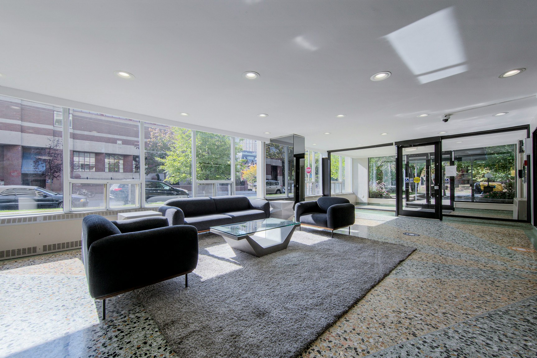 0202-145 St. George Street, Toronto, ON, M5R 2M1 - 4