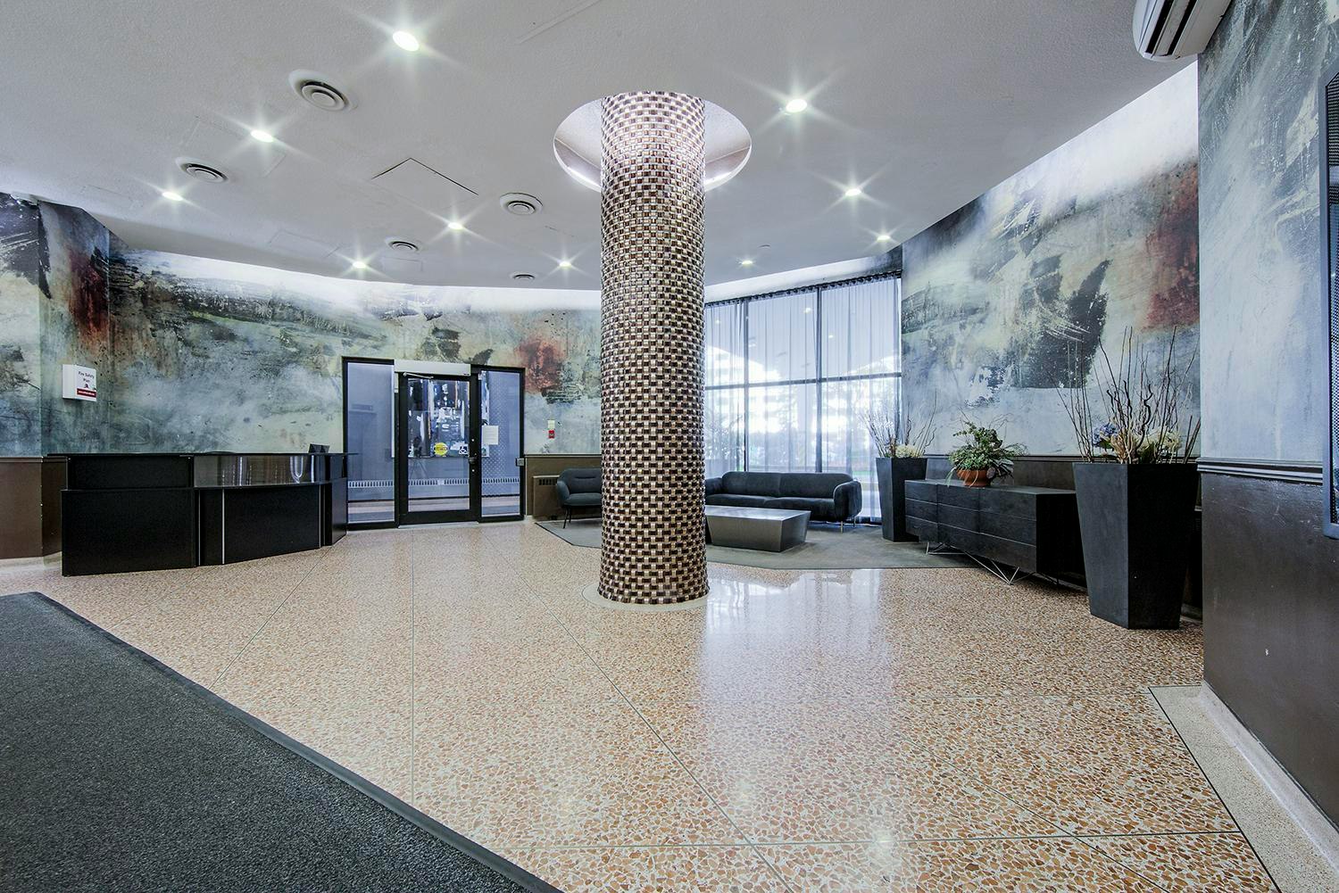0405-25 St. Mary Street, Toronto, ON, M4Y 1R2 - 11