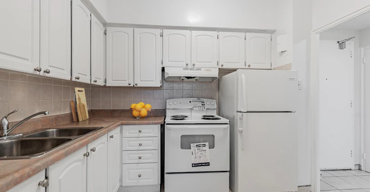 0302-4415 Bathurst Street, Toronto, ON, M3H 3S1 - 8