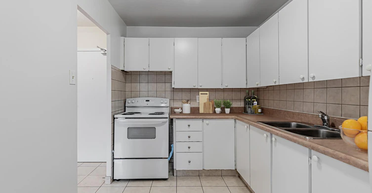 216-1875 Steeles Avenue West, Toronto, ON, M3H 5T7 - 7