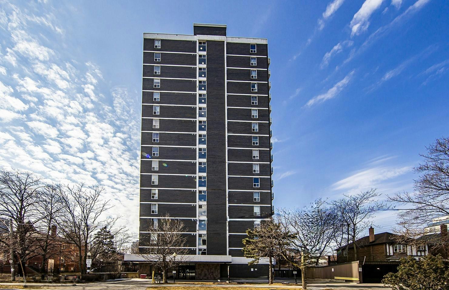 0203-10 Walmer Road, Toronto, ON, M5R 2W4 - 12