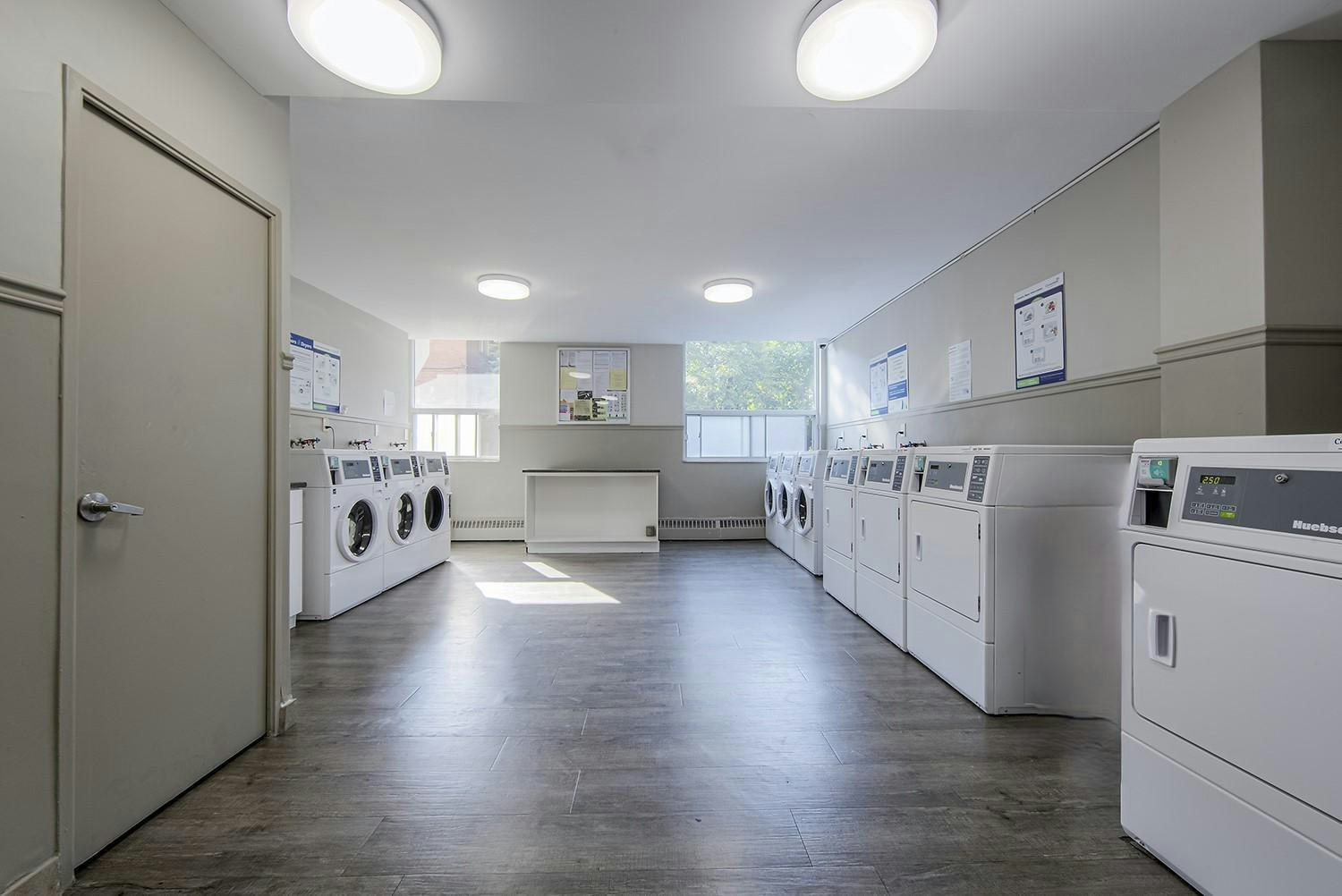 0203-10 Walmer Road, Toronto, ON, M5R 2W4 - 10