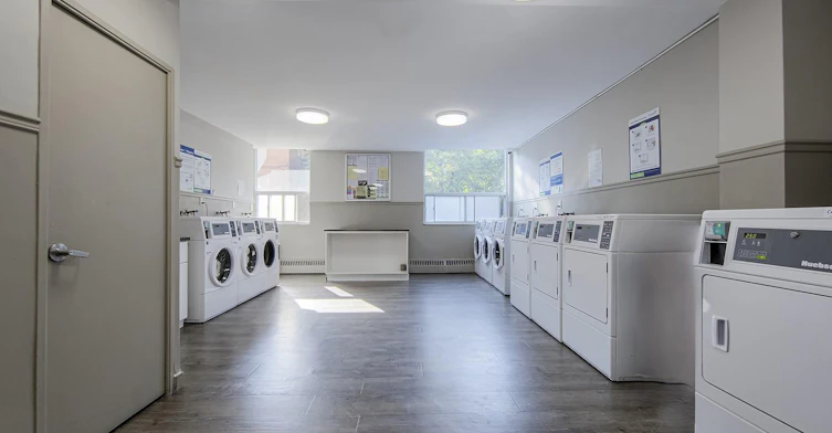 0508-10 Walmer Road, Toronto, ON, M5R 2W4 - 10