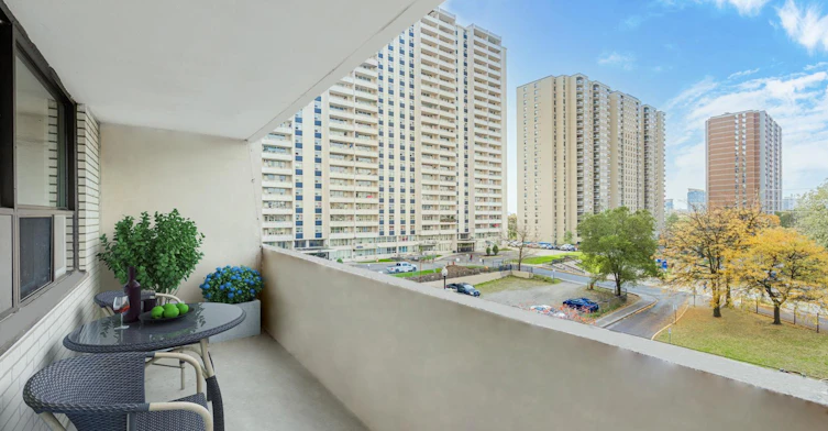 1901-55 Emmett Avenue, Toronto, ON, M6M 2E4 - 8