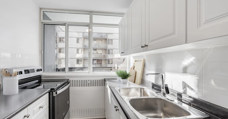 0606-2323 Lake Shore Boulevard West, Toronto, ON, M8V 1B8 - 4