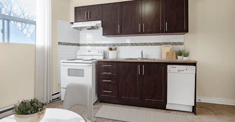 0008-2901 Dundas Street West, Toronto, ON, M6P 1Z1 - 3