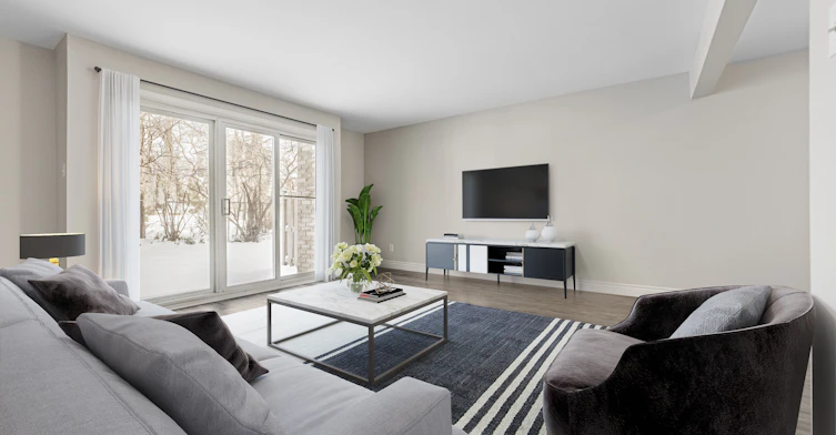 886-906 Wonderland Road South, London, ON, N6K 2V8