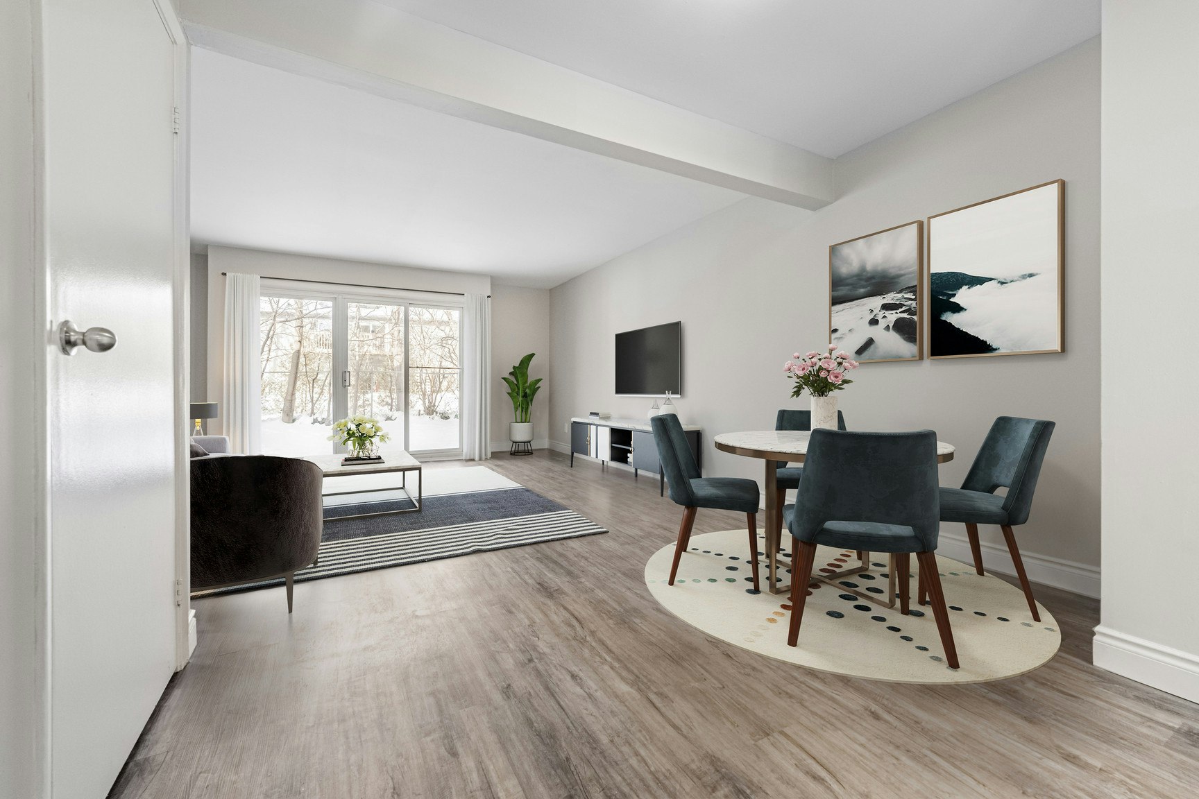 886-906 Wonderland Road South, London, ON, N6K 2V8 3