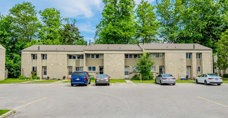 886-906 Wonderland Road South, London, ON, N6K 2V8 - 8