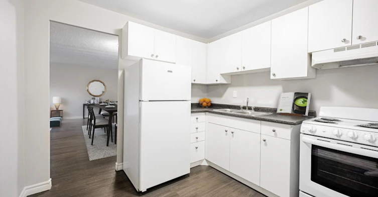 22204-922 Wonderland Road South, London, ON, N6K 2V8 - 3
