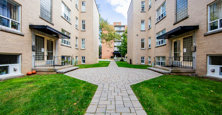 04-268 Reynolds Street, Oakville, ON, L6J 3L4 - 4