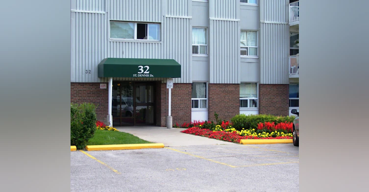 202-34 St. Dennis Drive, Toronto, ON, M3C 1G6 - 14