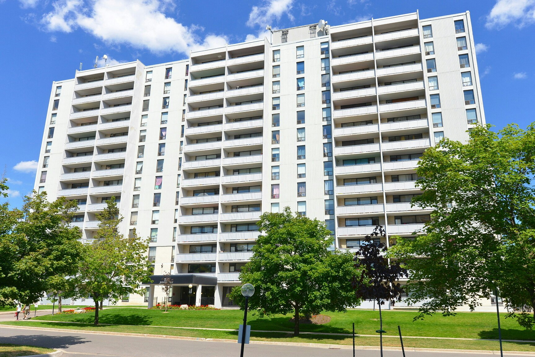 0912-111 Inverlochy Boulevard, Markham, ON, L3T 3R7 - 3