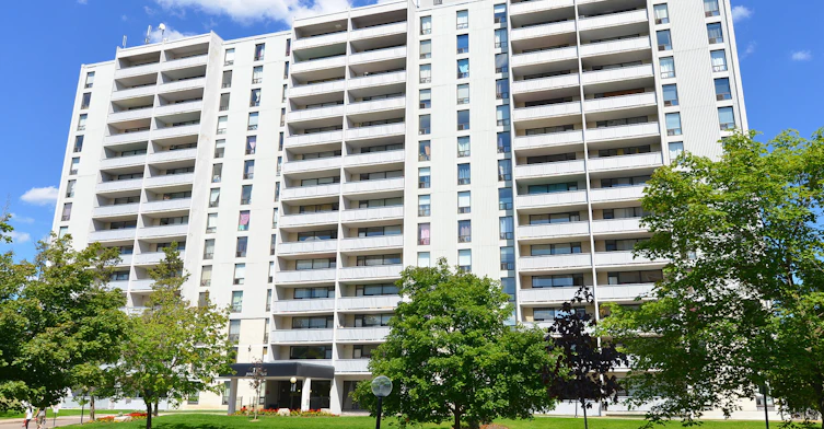 0912-111 Inverlochy Boulevard, Markham, ON, L3T 3R7 - 3