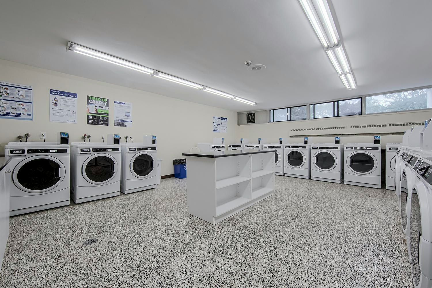 0912-111 Inverlochy Boulevard, Markham, ON, L3T 3R7 - 11