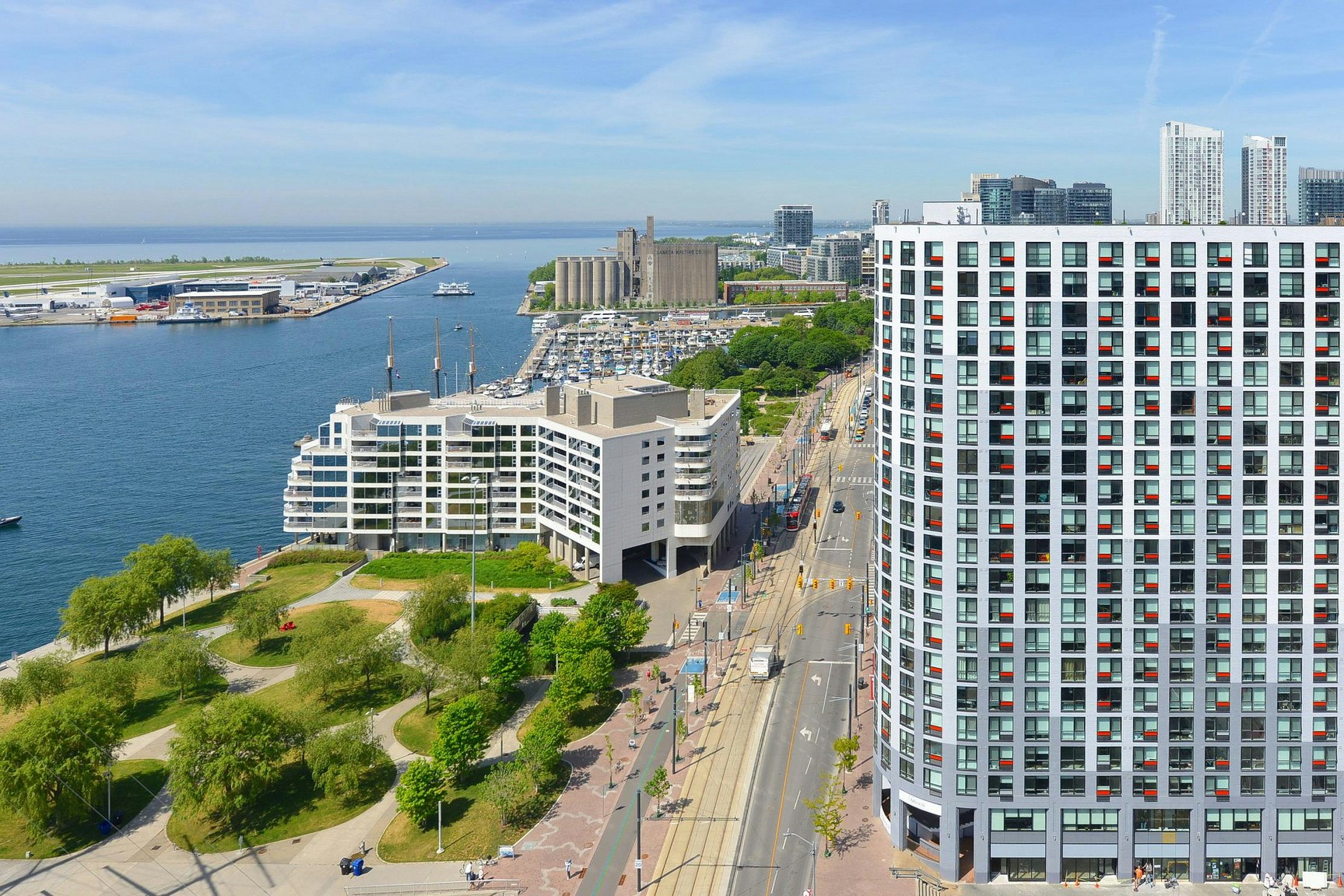 1102-390 Queens Quay West, Toronto, ON, M5V 3A6 - 11