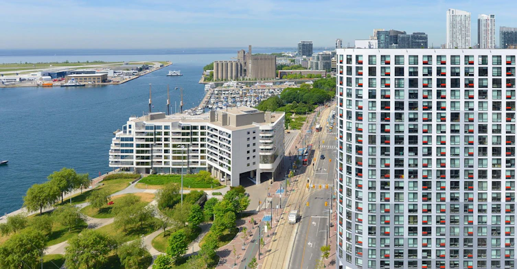 1102-390 Queens Quay West, Toronto, ON, M5V 3A6 - 11